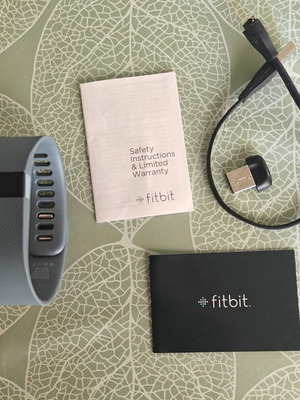 Fitbit smartwatch σαν καινούργιο, σχεδόν αχρησιμοποίητο