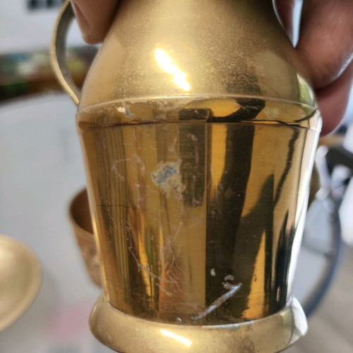 Brass decorative items used, pack of 4 pieces