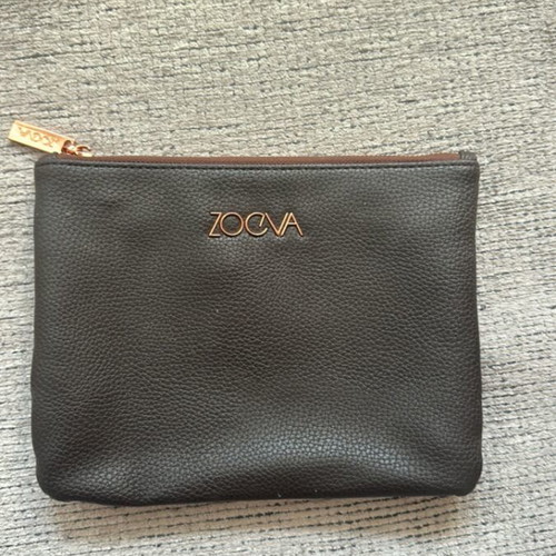 Zoeva toiletry bag like new
