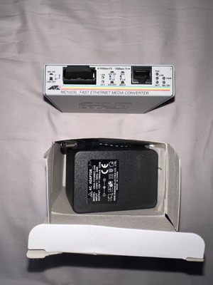 Allied Telesis AT-MC102XL Media Converter like new