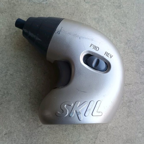 Skil cordless screwdriver used with original charger