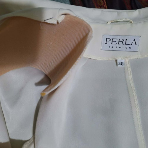 Perla fashion double-breasted blazer with short sleeves, like new, ice color