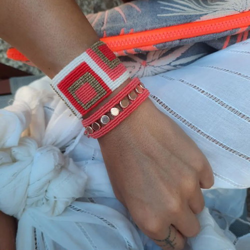 Handmade macrame bracelet with geometric design, new