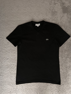 Lacoste men's V-neck t-shirt black size S
