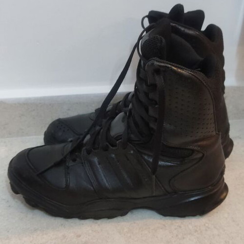Adidas service boots like new, size 40, black