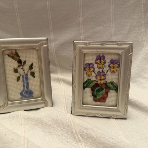 Cross stitch pictures used, set of 2 with frame, floral design