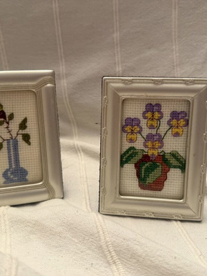 Cross stitch pictures used, set of 2 with frame, floral design
