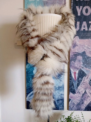 Fox fur scarf like new