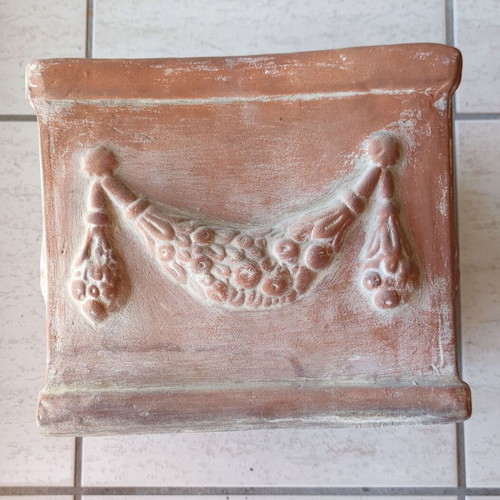 Clay square planter like new with intricate designs