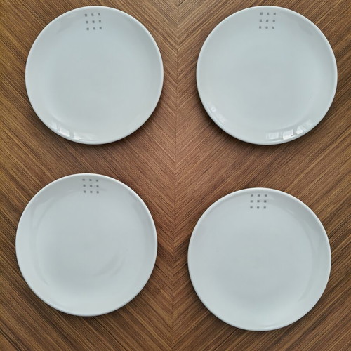 British Airways Royal Doulton Collectible Plates set of 4 like new