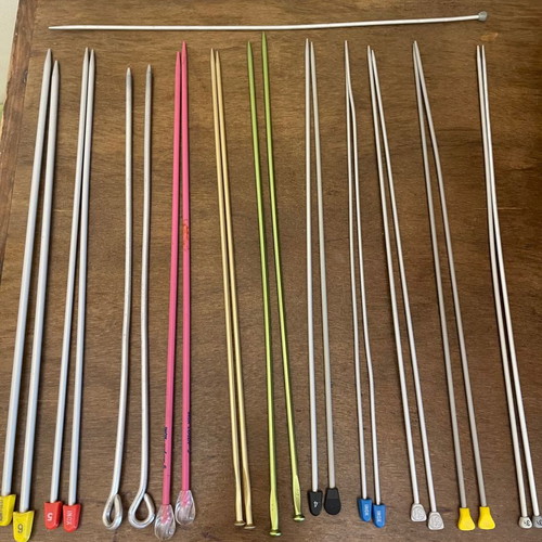 Vintage knitting needles used, set