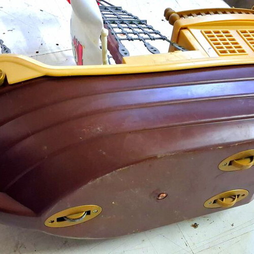 Pirate ship like new