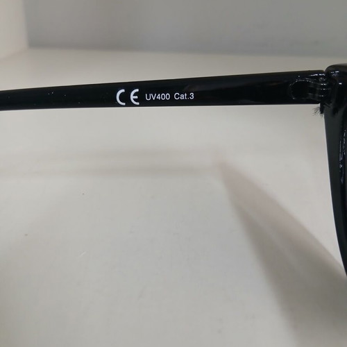 Cat Eye women's sunglasses new, black