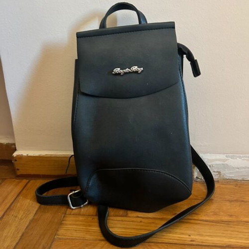 Bag to Bag backpack used, black crossbody with pocket