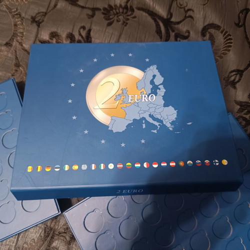 Leuchtturm euro coin storage case like new, 168 coins