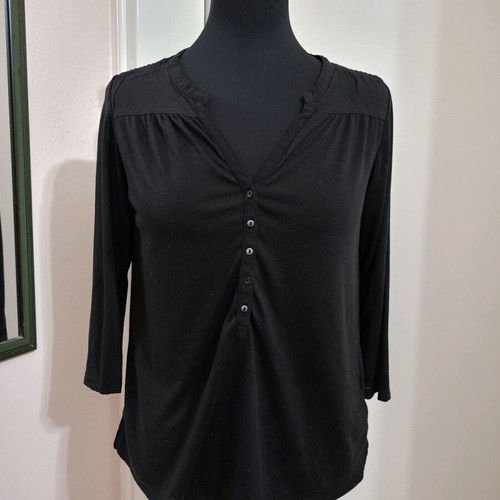 H&M black top with neckline and buttons, 3/4 sleeve, like new