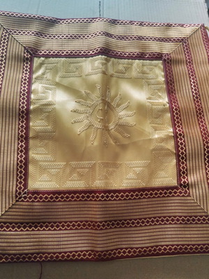 Decorative pillow covers like new, set of 2, 42x42