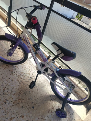 Bicycle like new, bought 5 months ago