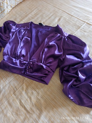 Satin crop top shirt new, purple with dramatic sleeve