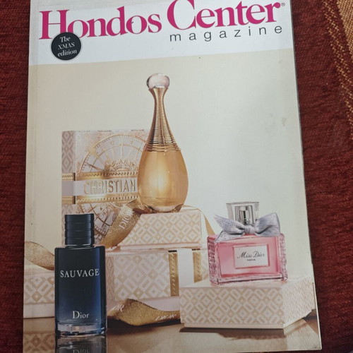 Hondos Center magazine like new