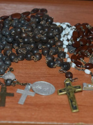 Vintage rosaries used, pack of 6 pieces