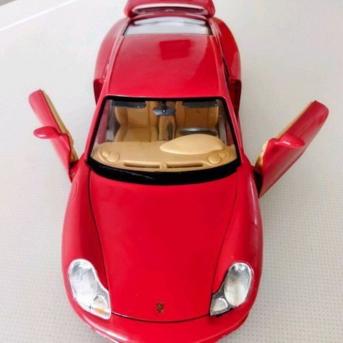 Porsche Carrera 911 GT 3 1997 model 1:18 like new, red