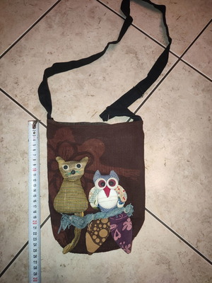 Crossbody bag brown with owl and cat like new