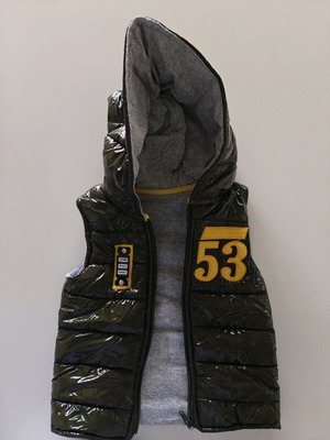 Hashtag sleeveless baby vest with hood like new, 18 months