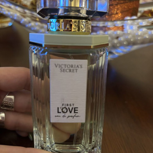 Victoria’s Secret First Love Eau de Parfum 100ml new