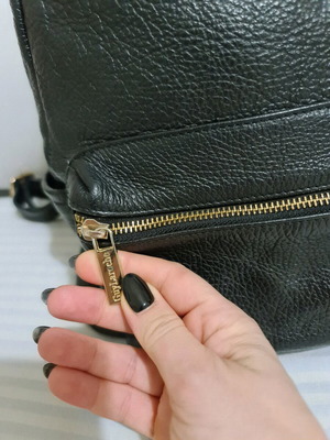 Guy Laroche leather backpack like new, black