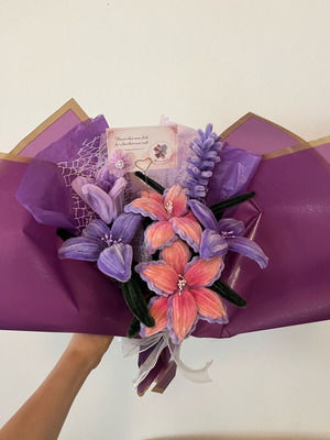Purple Fairy Bouquet with 6 Flowers in Pink and Purple Shades