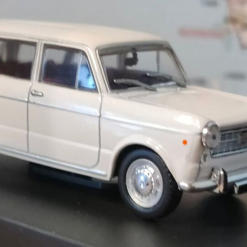 Fiat 1100R Familiare 1966 model car 1/43 scale