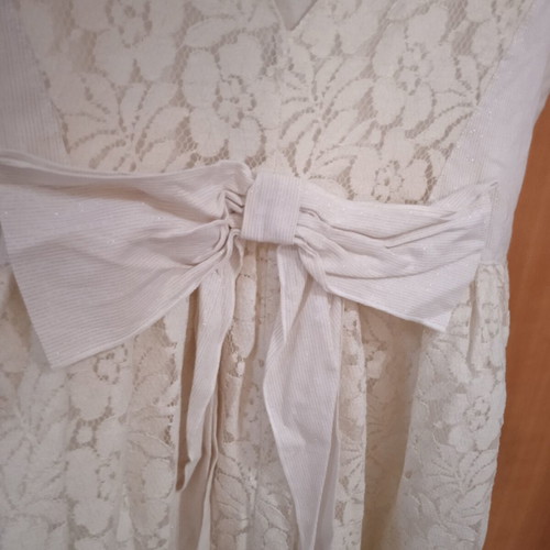 M&B Kid's Fashion Lace Dress like new, iridescent, size 14, white