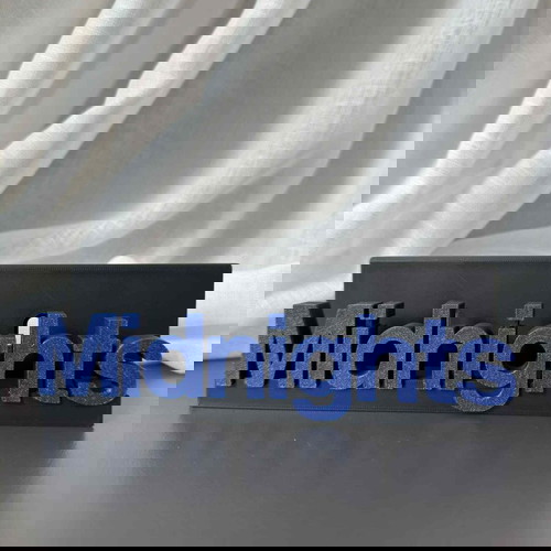 Βάσεις για CD και βινύλια Taylor Swift καινούργιες