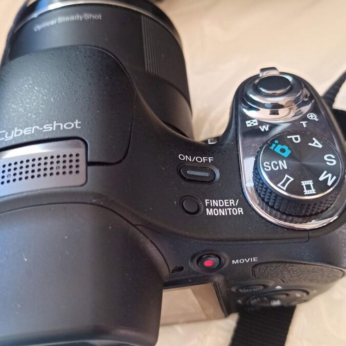 Sony DSC-H400 digital camera used, 63x optical zoom