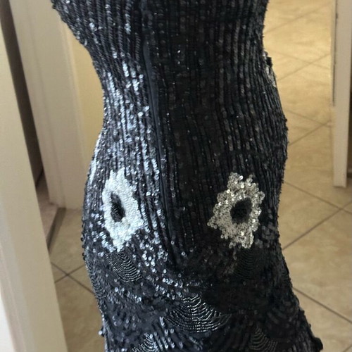 Italian evening dress with sequins like new, size M-L, black and white
