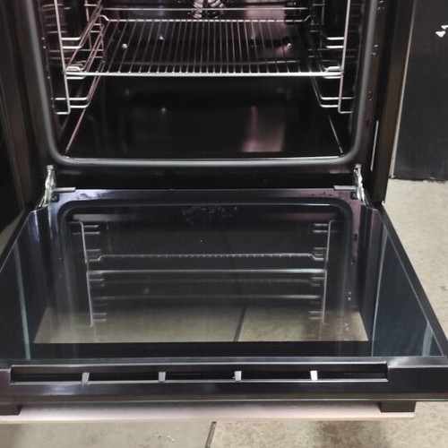 Pitsos Enamel Kitchen Stove like new, fully functional