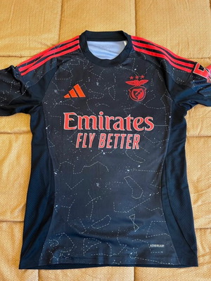 Benfica 24/25 Away Jersey Like New, Small Size