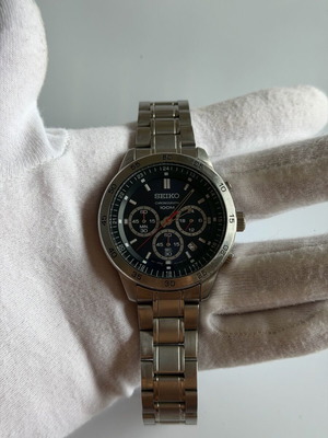 Seiko Chronograph 4T53-00A0 wristwatch like new, black and silver
