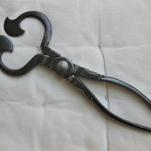 Cutting tool used, old handmade rare