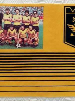 AEK 1970s collectible scarf like new, authentic vintage