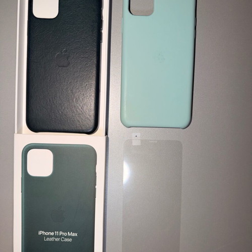 iPhone 11 Pro Max genuine leather case used with screen protector