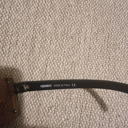 Genny women's sunglasses like new, brown