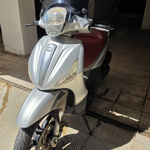Piaggio Beverly 350 SportTouring scooter 2013 Euro 3 with ABS/ASR