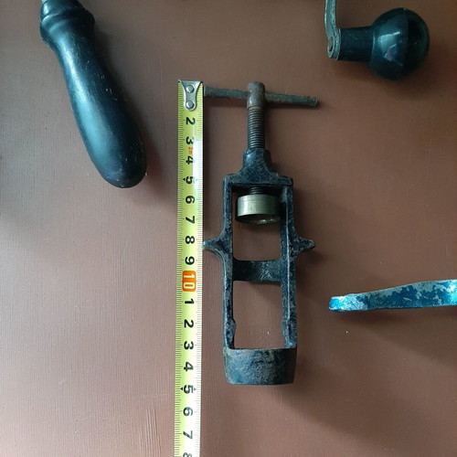 Rare collectible set of old hand-operated hunting tools used