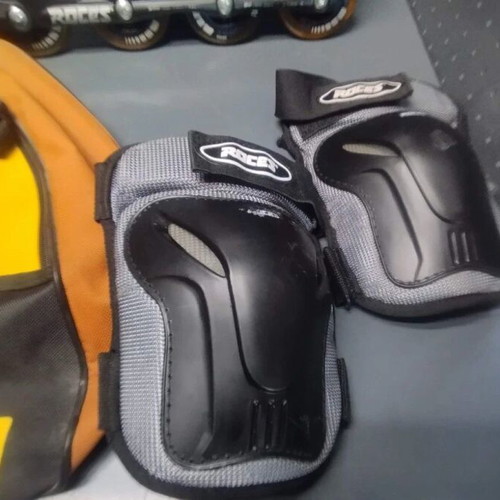 Roces S102 inline skates like new, size 42 with bag and knee protectors