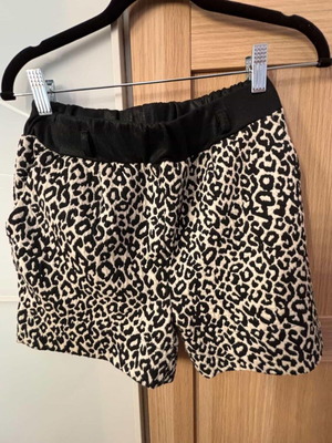 Shorts colorful size S like new
