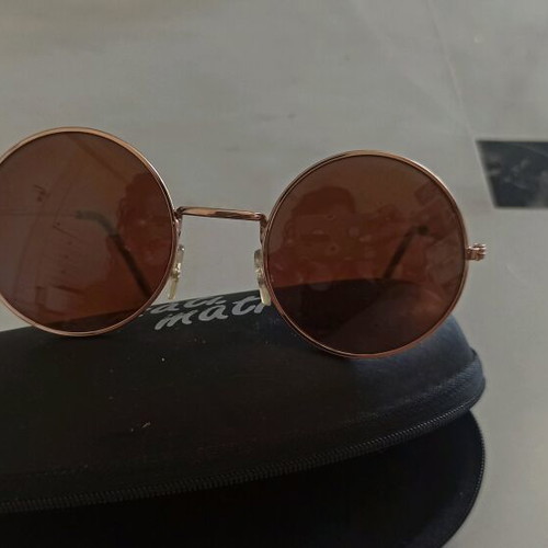 Round sunglasses used, metal frame, gold tone with brown lens