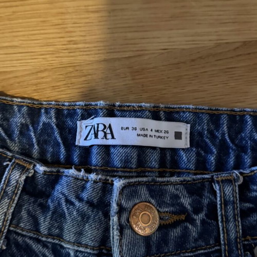 Zara jeans no36 long straight fit pants