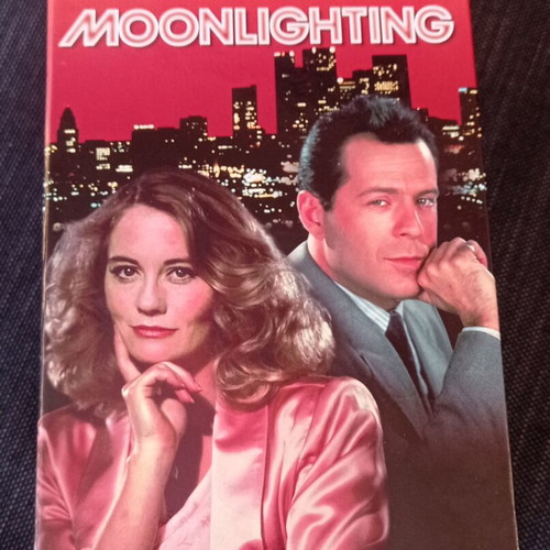 Moonlighting (He, She And The Mysteries) VHS like new, English edition
